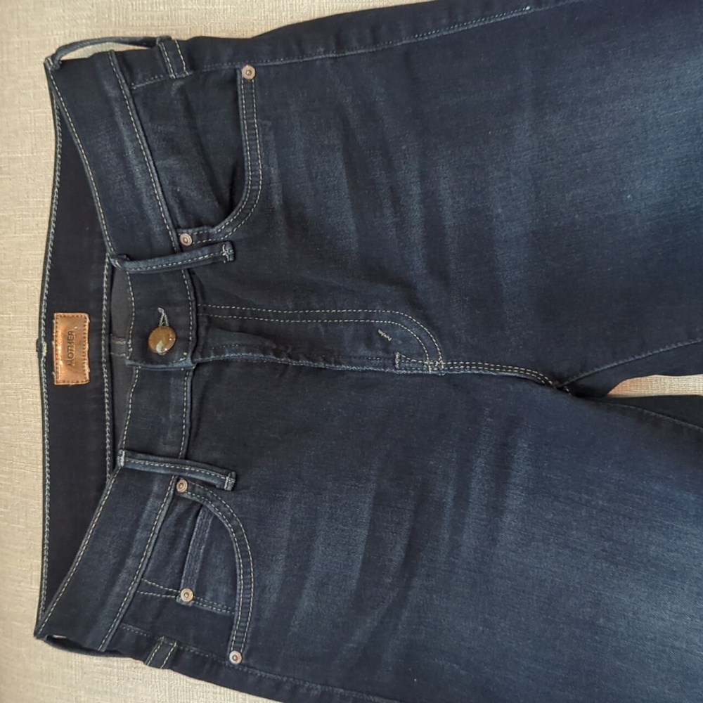 Mother Denim Rascal Snippet Ankle Fray in Coffee, Tea, or Me Size 25